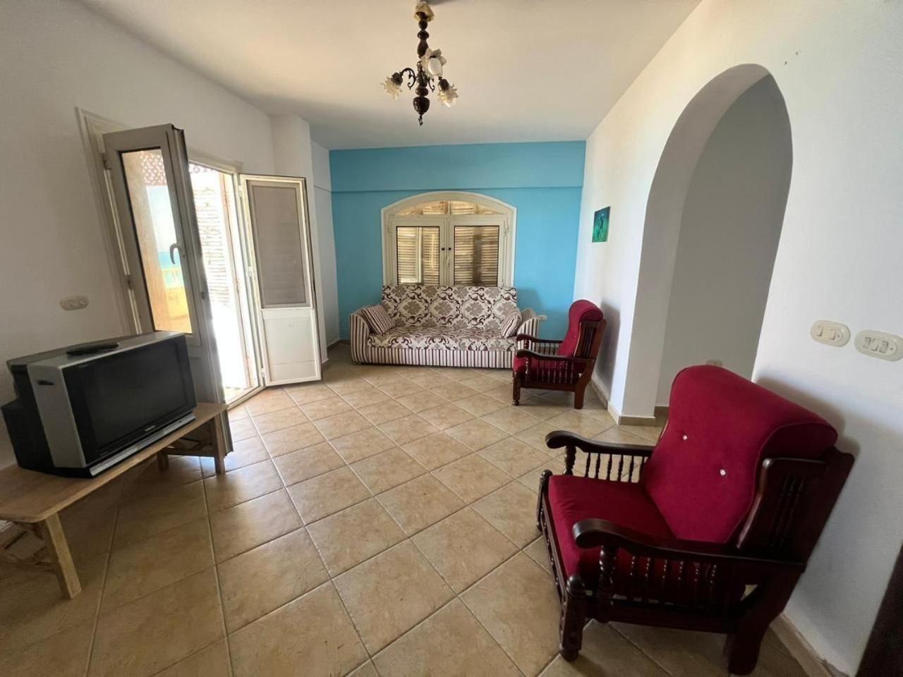 Beachfront Chalet In Green Beach, North Coast El Alamein Rum bild