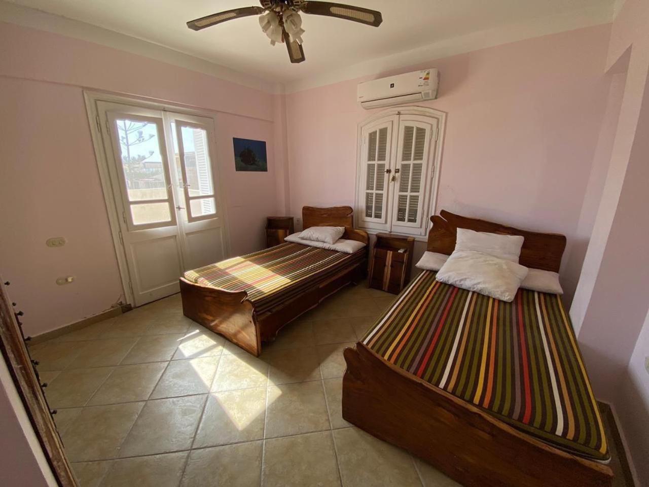 Beachfront Chalet In Green Beach, North Coast El Alamein Rum bild
