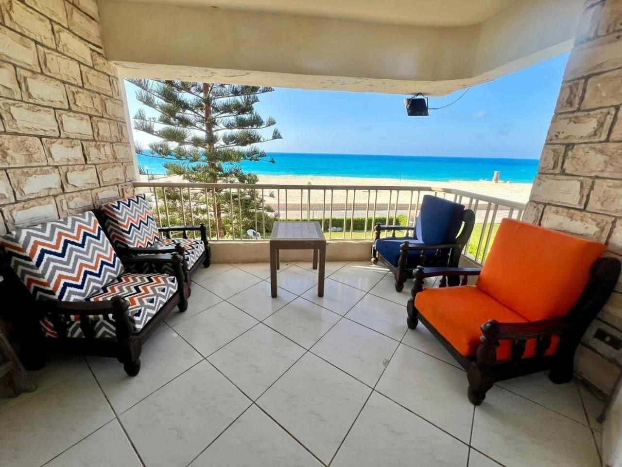 Beachfront Chalet In Green Beach, North Coast El Alamein Exteriör bild